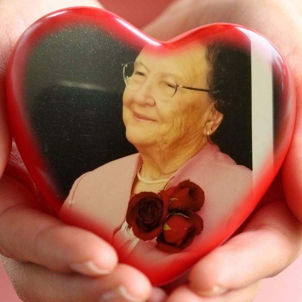 Meet your Posher, Lorraine